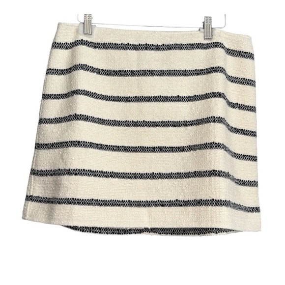 Tuckernuck Meg Mini Skirt L NWT Cream Navy Stripe Tweed Bouclé Preppy Chic - Picture 5 of 12